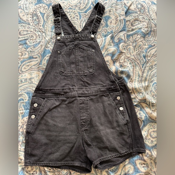 Old Navy black shortalls size medium - Picture 1 of 6